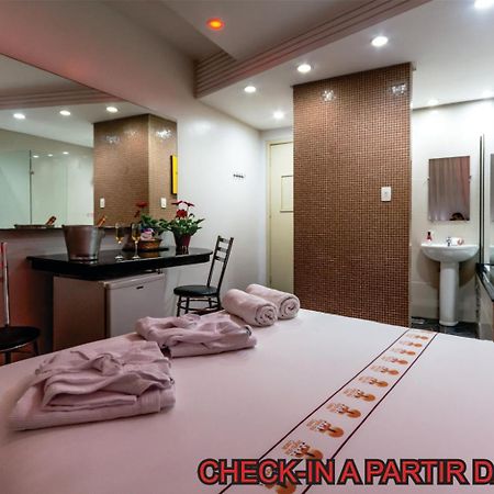 Motel Porto Dos Casais Porto Alegre Exteriör bild